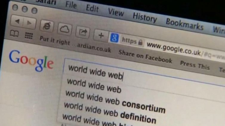 13 novembre: Compare la prima pagina web della storia