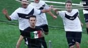 Calciatore mostra maglia con aquila fascista a Marzabotto