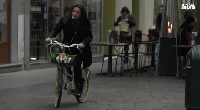 Molestie e femminicidi, vox populi: 'bisogna denunciare'