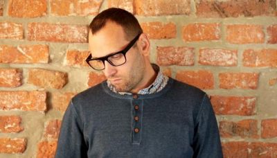 Sette modi in cui le persone insicure ti manipolano