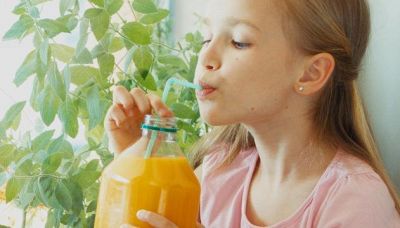 8 alimenti da non dare mai ai tuoi figli