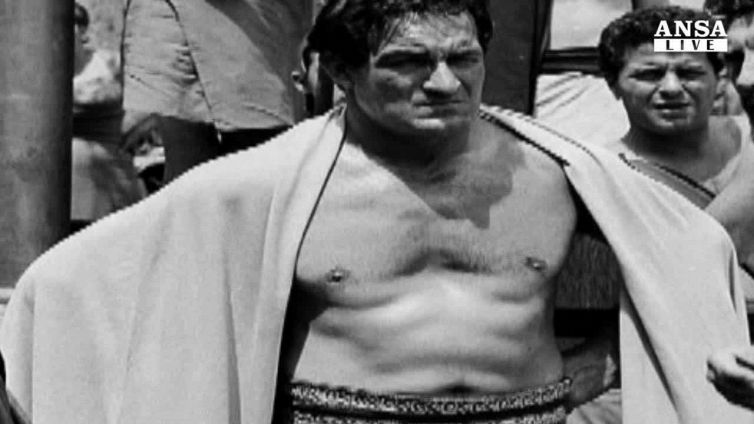 Storie del 'biondo' Tevere: come nacque il soprannome 'Mister Ok'