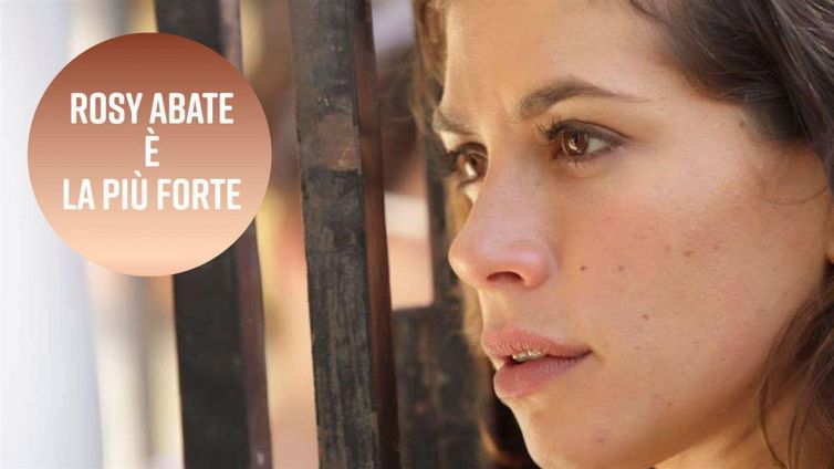 Giulia Michelini: dopo il successo di Rosy Abate, ecco il nuovo film