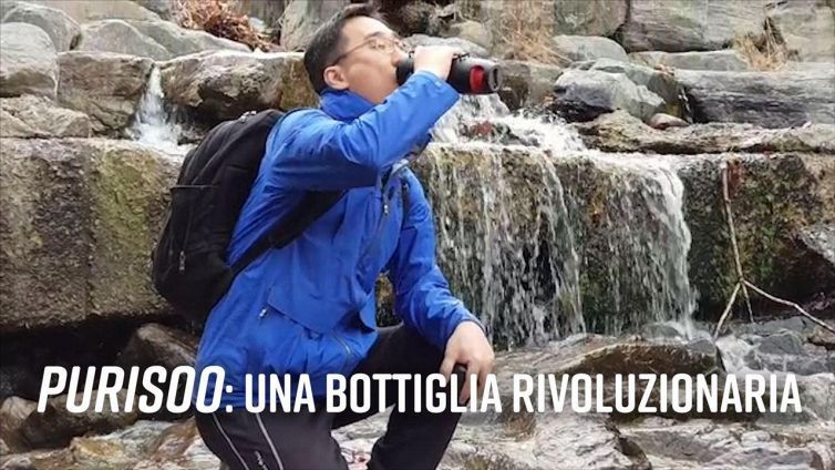 Una bottiglia d'acqua... magica!