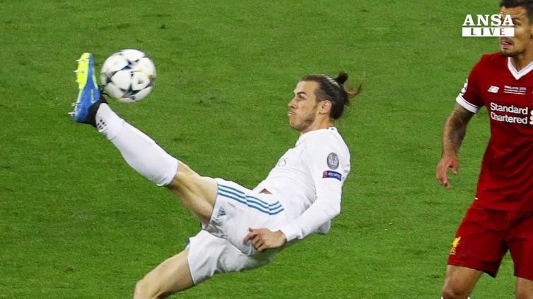 Champions: capolavoro Bale e papere Karius, Real fa 13