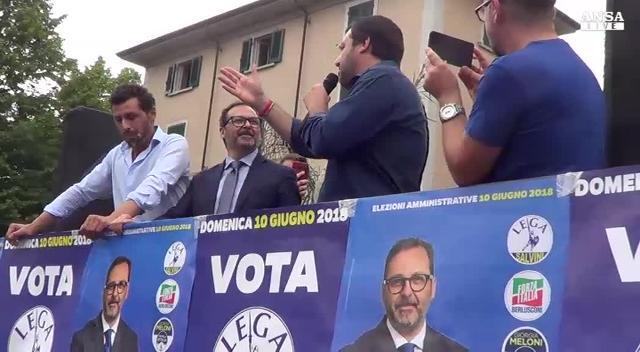 Da Salvini ironia su Cgil e bordata a centri sociali