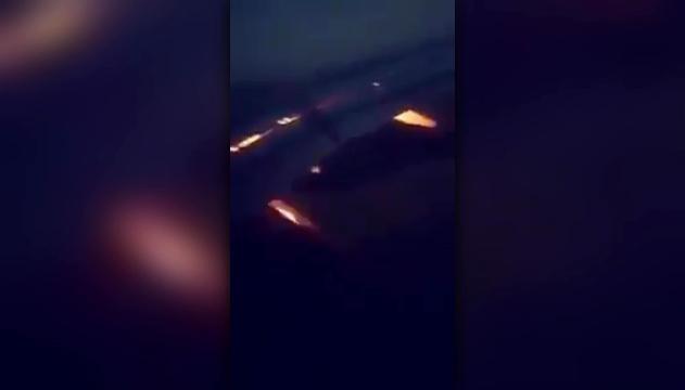 Paura ai Mondiali: fiamme sull'aereo dell'Arabia Saudita