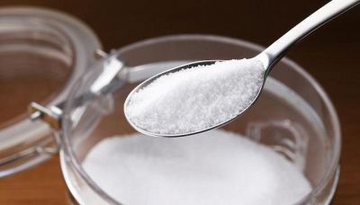 Lasciate un cucchiaio di zucchero fuori casa, il mondo vi ringrazierà