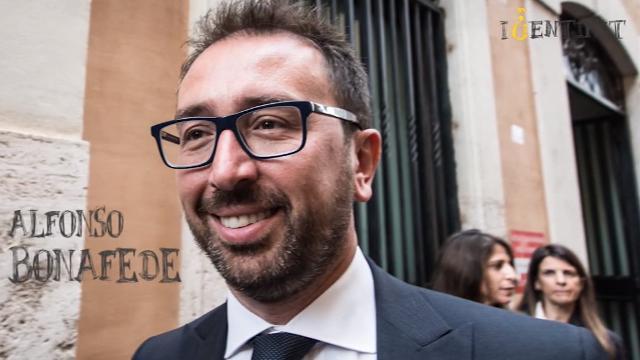 Chi è Alfonso Bonafede: protagonisti allo specchio