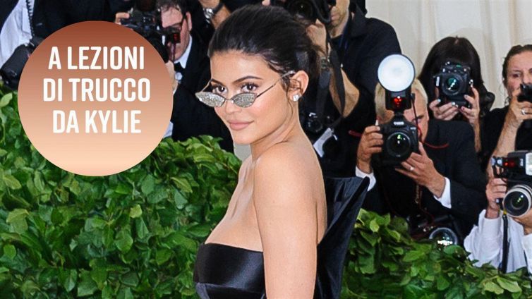 Da Kylie Jenner, i migliori consigli di trucco