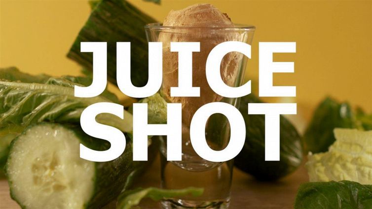 Shot di verdura e chaser di frutta: lattuga