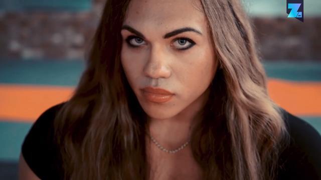 'Dicono che sembro un uomo, ma non ho mai visto un uomo che mi assomigli'