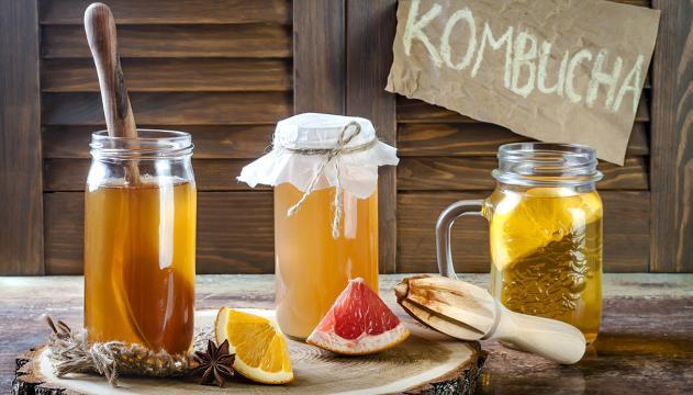 Cos'è il tè di kombucha e che benefici porta