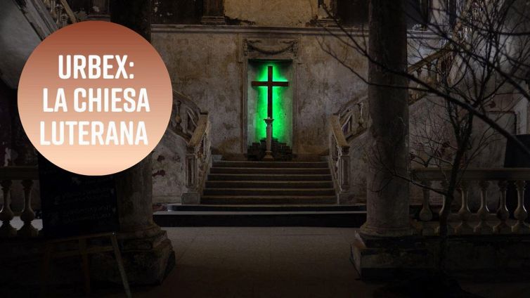 Urbex: la chiesa bruciata di S. Pietroburgo