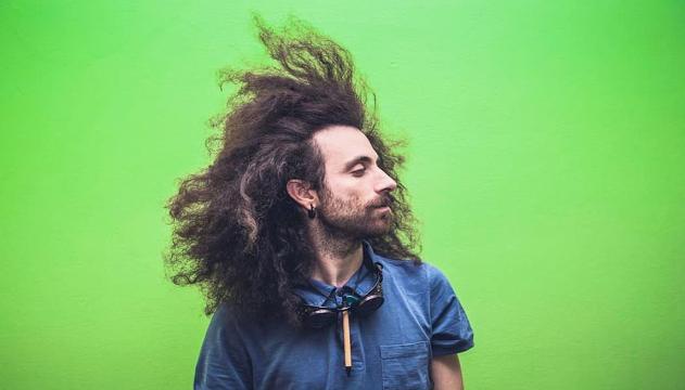 Chi è Gio Evan, il poeta di Instagram citato dalla Isoardi