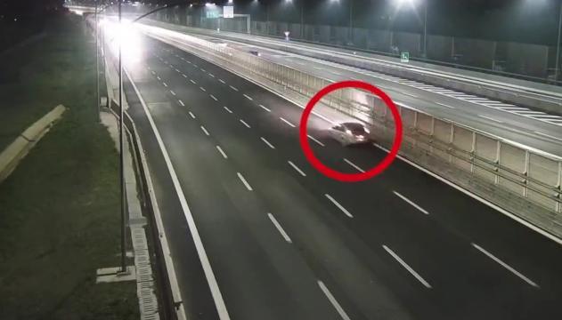 In contromano per 10 km sull'A24: fermato dalla Polizia Stradale