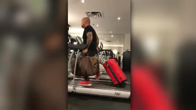 Il workout perfetto per chi viaggia in aereo