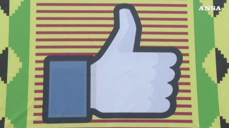 Facebook sfida Amazon e tv, si lancia nelle televendite