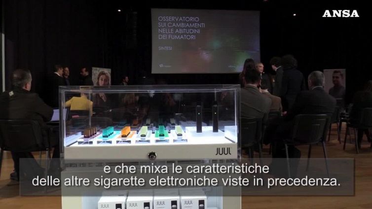 Juul anche in Italia, alternativa a sigarette elettroniche