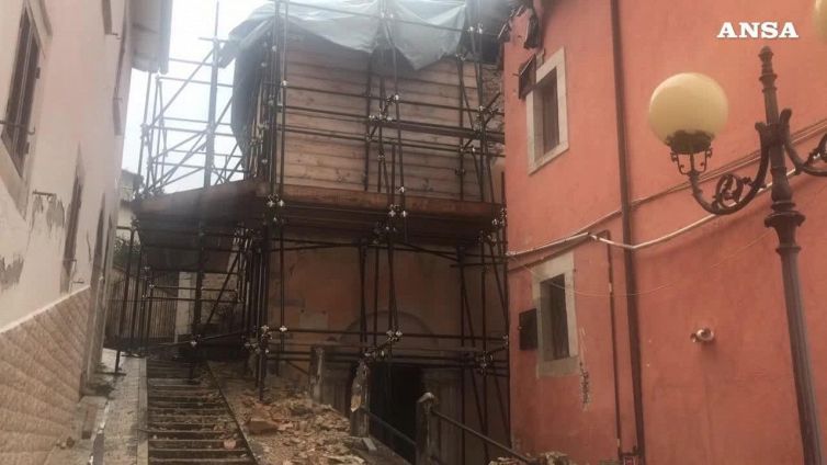 Dopo sisma Preci e' diventato un borgo fantasma