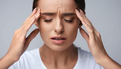 9 cibi che ti aiuteranno contro il mal di testa