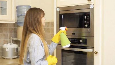 Come avere il forno sempre pulito e profumato