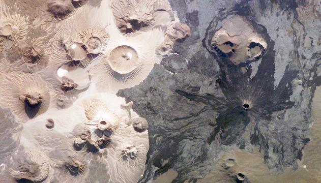 Il mistero delle strutture aliene trovate nella penisola araba