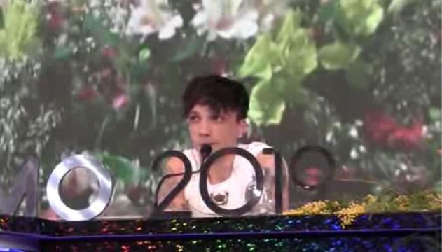 Ultimo infuriato con la stampa dopo Sanremo