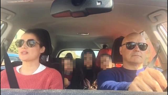 Il 'commissario Montalbano' canta 'Rolls Royce' di Achille Lauro