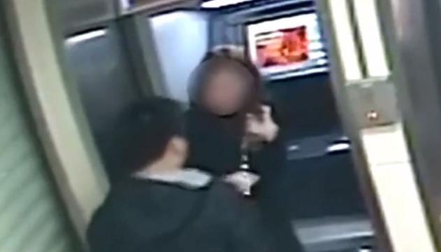 La deruba al bancomat, ma il finale è inaspettato