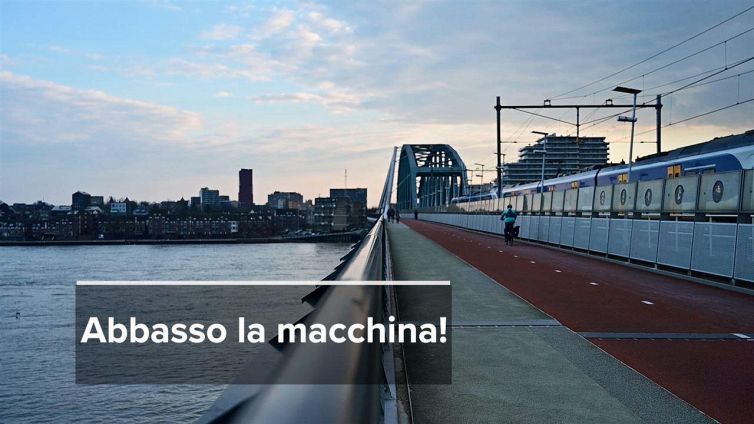 Solo l'Olanda poteva inventare una superstrada per le bici