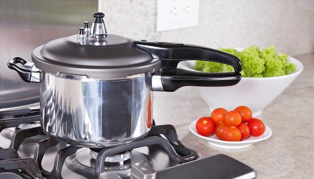 Pentola a pressione: come cucinare risparmiando tempo ed energia