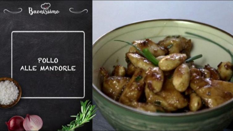 Pollo alle mandorle