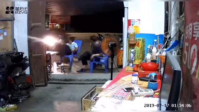 Quando hai fretta di ordinare il tuo drink e non trovi parcheggio