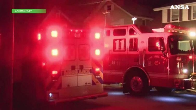 Tragedia negli Usa, 5 bambini muoiono nel rogo di un asilo