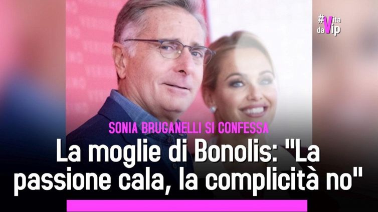 La moglie di Bonolis: "La passione cala, la complicità no"