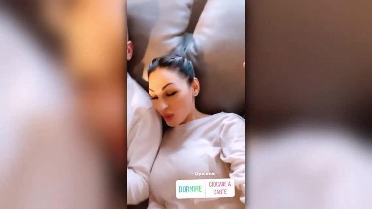 Anna Tatangelo, Natale in famiglia ma senza Gigi D'Alessio