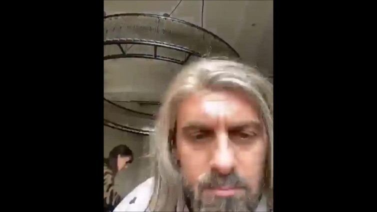 Daniele De Rossi: Derby in Curva Sud con trucco e parrucca
