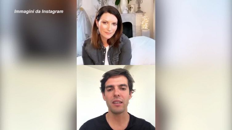 Laura Pausini e Kaka' cantano l'inno del Milan per Paolo Maldini