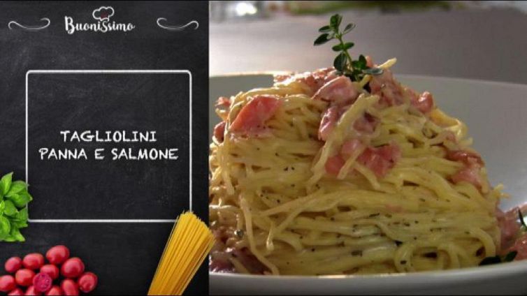 Tagliolini panna e salmone
