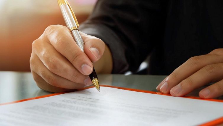 Come e dove fare la dichiarazione di successione