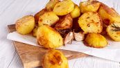 Il segreto per avere patate arrosto croccanti? Usa il miele