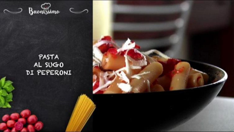 Pasta al sugo di peperoni