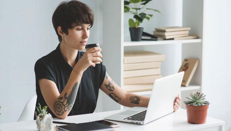 Vuoi farti un tatuaggio? Non cercarlo online. Il motivo