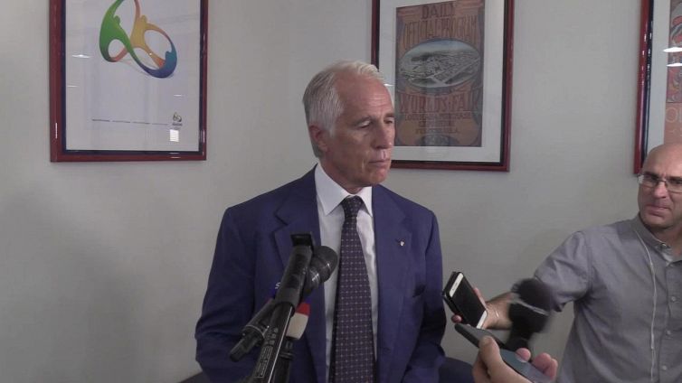 De Laurentiis, Malagò: "Vicino ad Aurelio, qualcosa non quadra"
