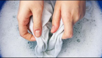 Come lavare i capi di seta senza rovinarli