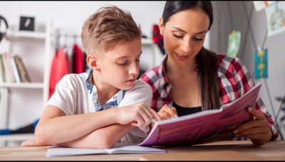 Come aiutare i bambini a fare i compiti a casa