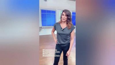 Ballando con le Stelle, Elisa Isoardi si allena senza Raimondo Todaro