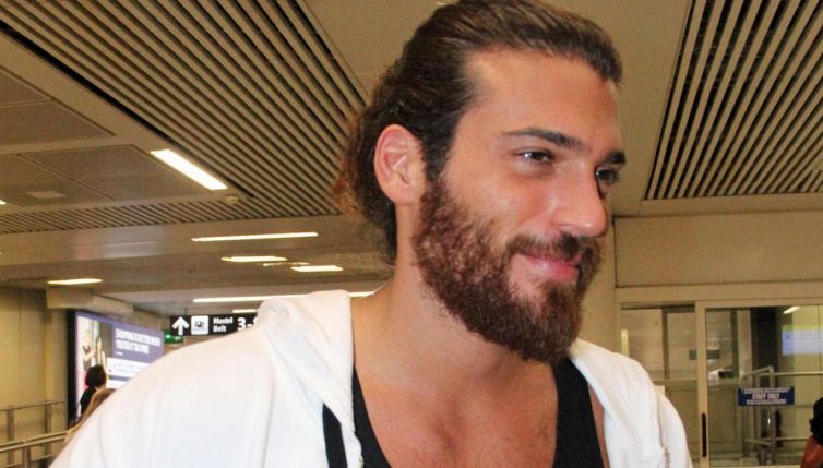 'Bay Yanlis' e 'DayDreamer': la rivolta dei fan di Can Yaman