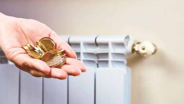 Termosifoni, il trucco per risparmiare con la carta stagnola